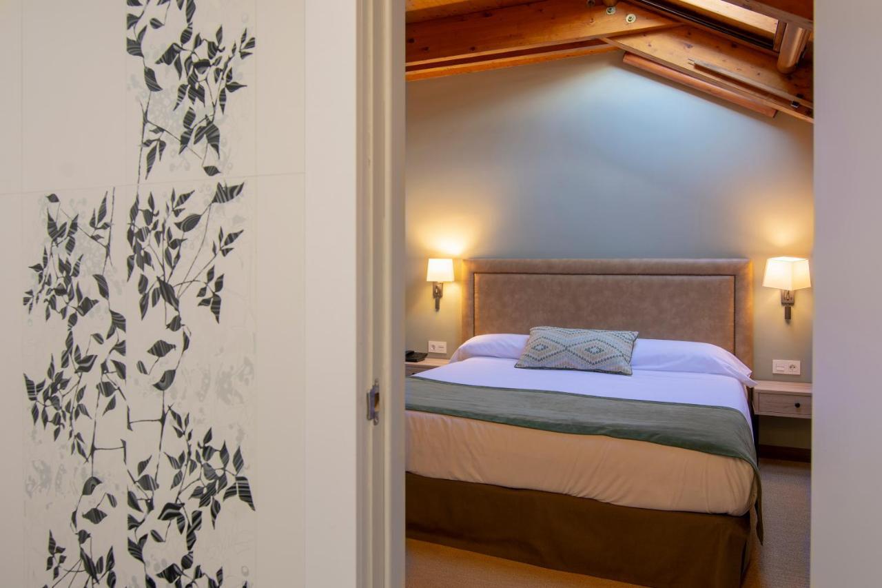 Hotel & Spa Real Χάκα Εξωτερικό φωτογραφία